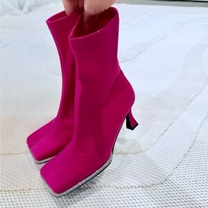 New Elegant Fuchsia Pink Women's Boots